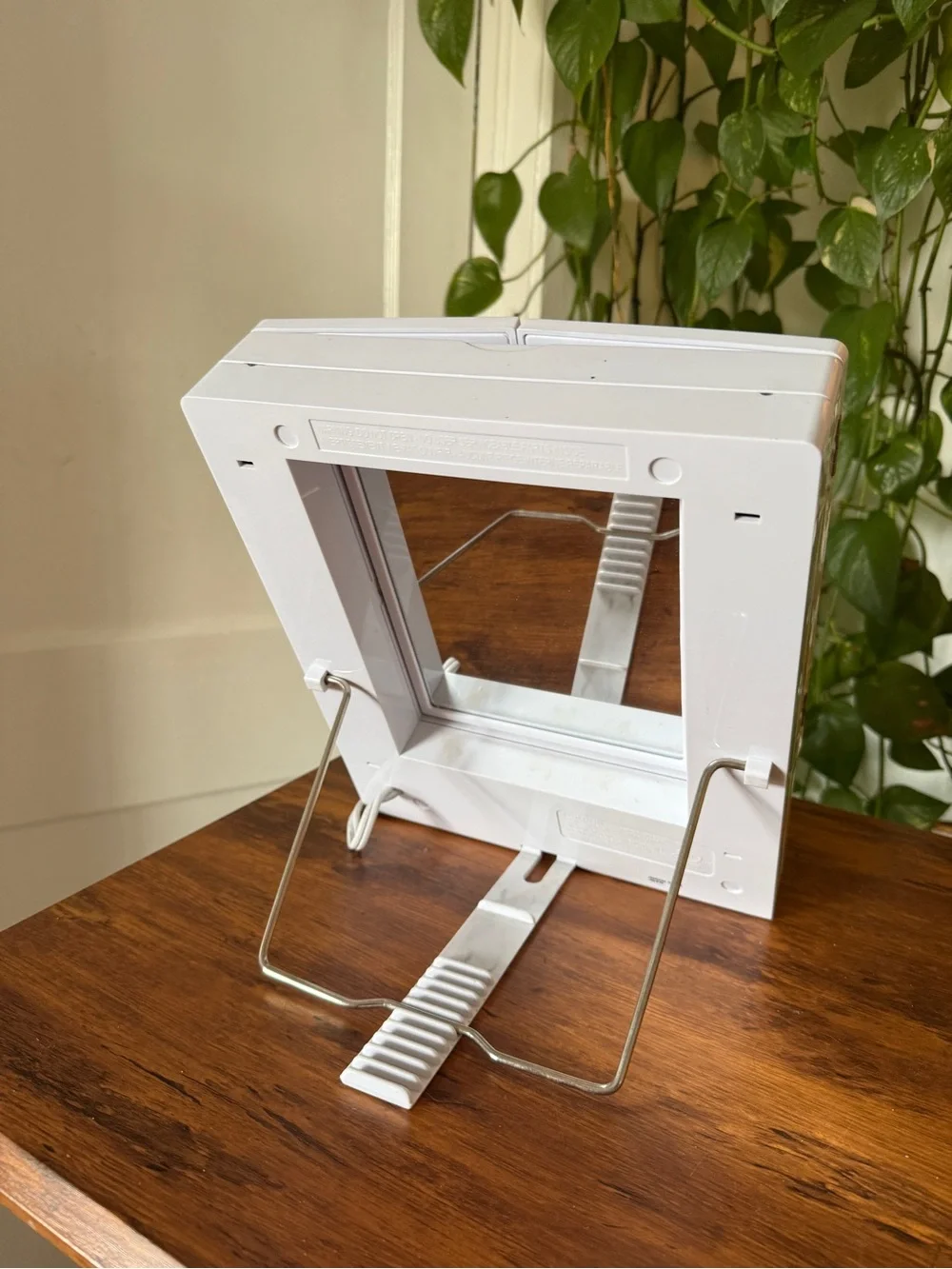 Jerdon tri fold